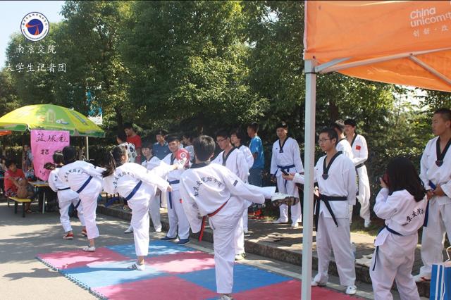 點(diǎn)擊查看原圖