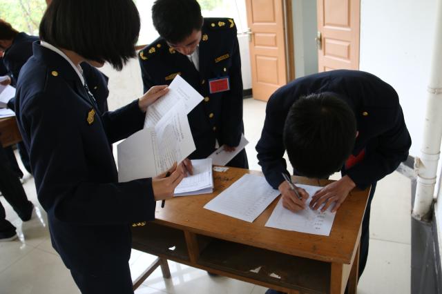 點(diǎn)擊查看原圖